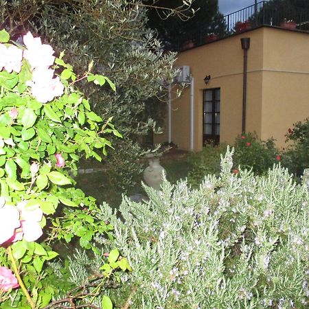 Relais"La Cappuccina" Rooms&Apartments Assisi Bagian luar foto