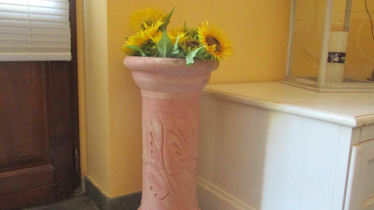 Relais"La Cappuccina" Rooms&Apartments Assisi Bagian luar foto