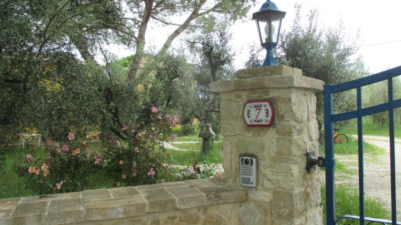 Relais"La Cappuccina" Rooms&Apartments Assisi Bagian luar foto